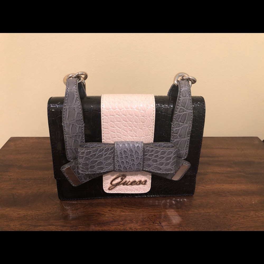 Guess Bow tie Mini bag